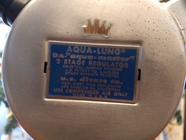 DA Aqua Master Aqualung Double Hose regulator label